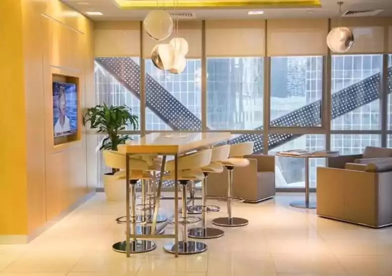 Reklam Hazır Mülk F/F Ofis  kiralık içinde Al Sadd , Doha #9096 - 1  image 